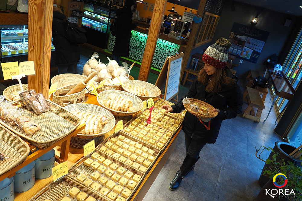 Carocia Cafe ขนมไหว้พระจันทร์แห่ง Incheon Chinatown | Korea Fan Club