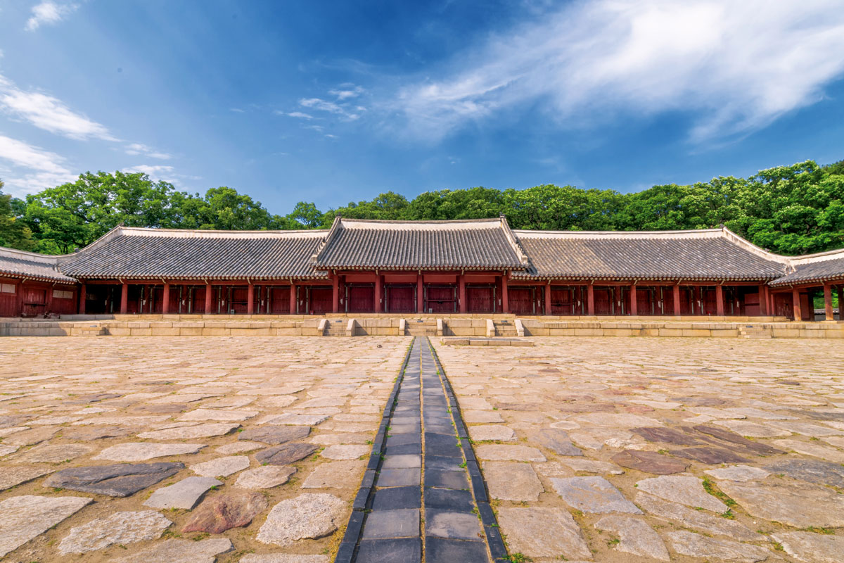 ศาลเจ้าจงมโย : Jongmyo Shrine