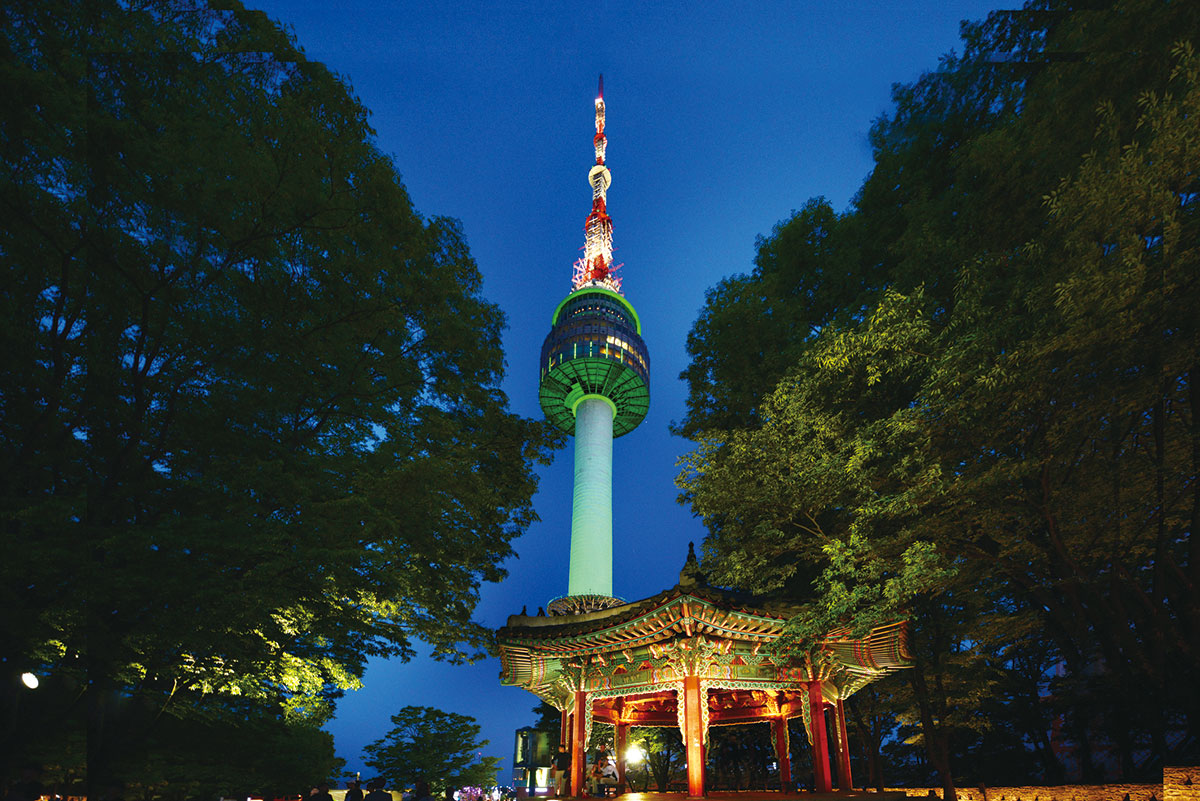 อุทยานนัมซาน หอคอยนัมซาน โซล : Namsan Seoul  Tower