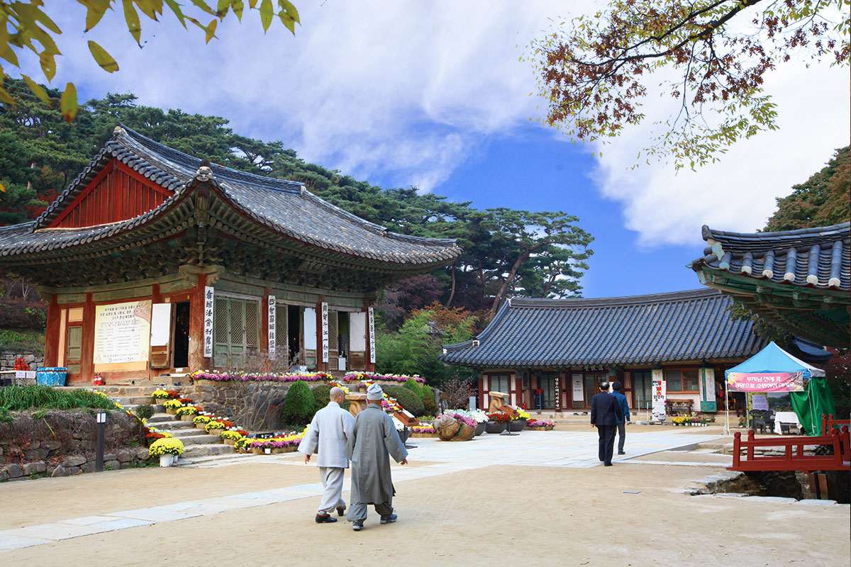 วัดจอนดึงซา : Jeondeungsa Temple