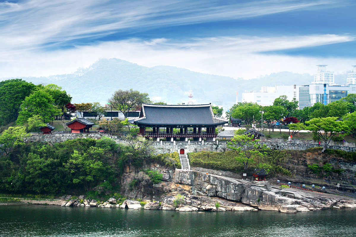ป้อมปราการจินจูซอง | ศาลาชกซองนู : Jinjuseong Fortress | Chokseongnu Pavilion)