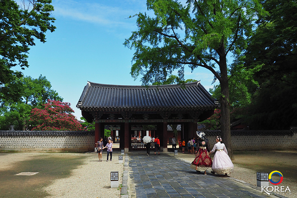 ศาลเจ้าคยองกีจอน : Gyeonggijeon Shrine