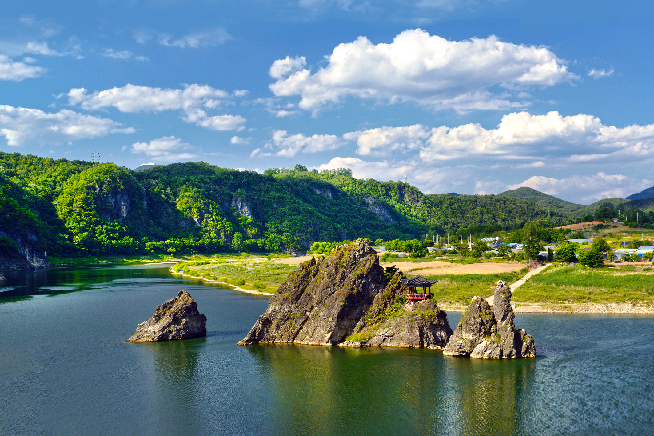 ยอดหิน โทดัมซัมบง : Dodamsambong Peaks