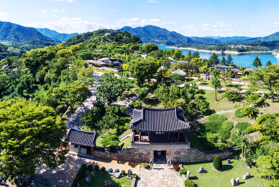 ศูนย์มรดกวัฒนธรรม ชองพุง : Cheongpung Cultural Heritage Complex