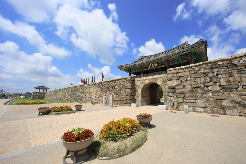 กำแพงเมือง แฮมีอึบซอง : Haemieupseong Walled Town