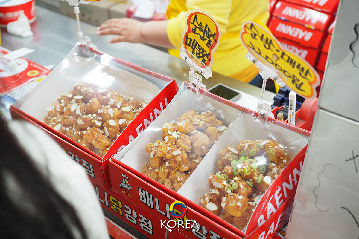 배니 닭강정 Gangneung Jungang Market ไก่กรอบซอสเกาหลี
