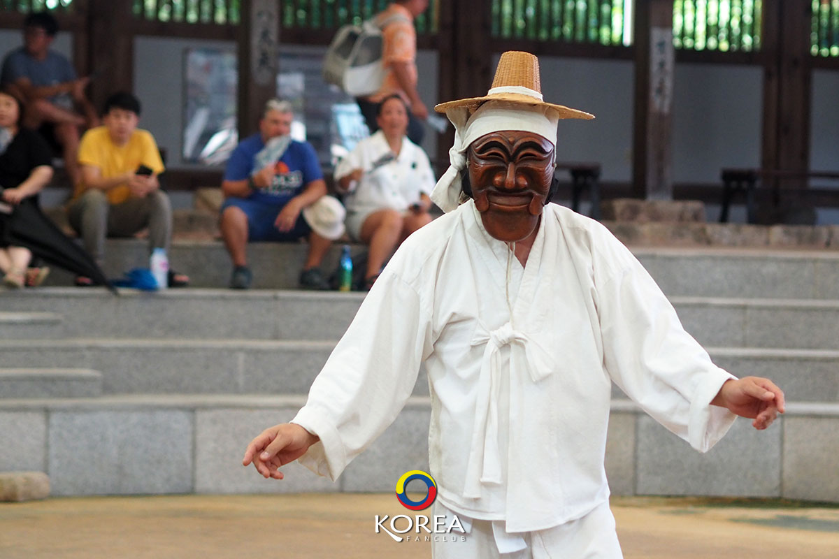 Andong Hahoe Folk Village