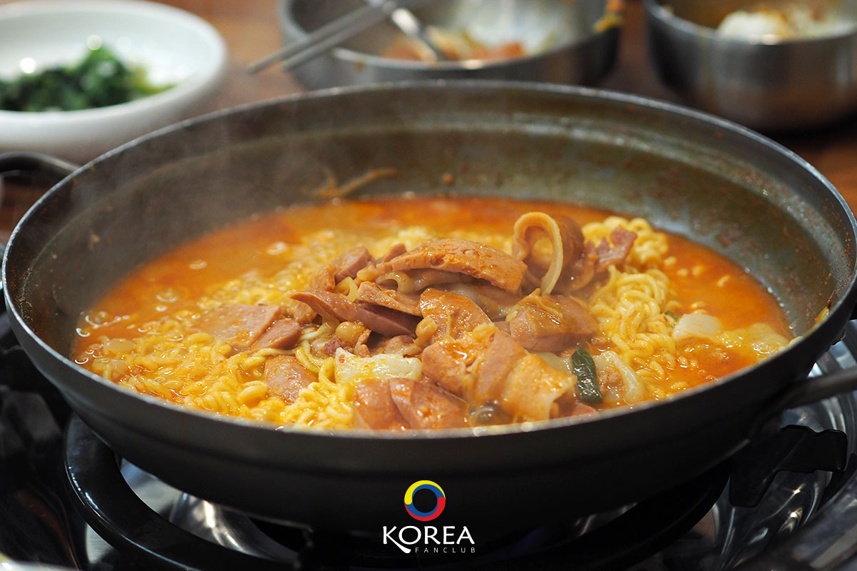 만부부대찌개우동점